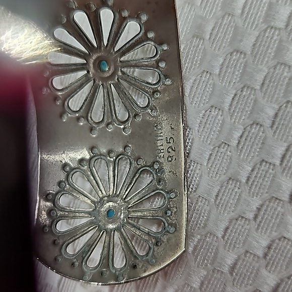 STERLING 925 TURQUISE STONE FLORAL PIERCED DESIGN CUFF BRACLET - Picture 4 of 8